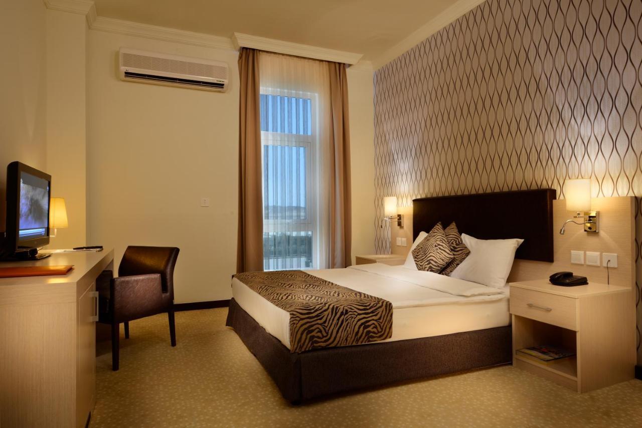 City Hotel Duqm Eksteriør billede